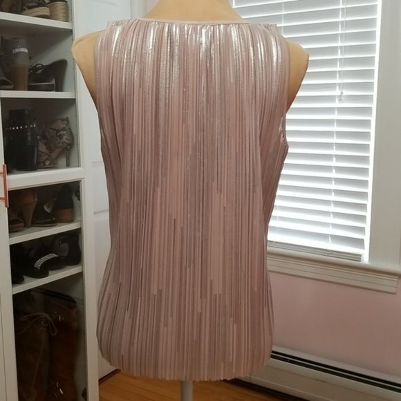 Jennifer Lopez sleeveless  top, size M - Picture 4 of 10